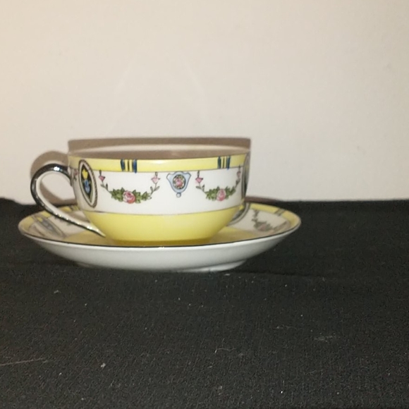 Nortake teacup and saucer - Picture 1 of 3